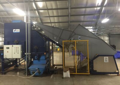 CM200 with pallet infeed