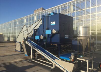 Coco Mill CM200 with pallet infeed